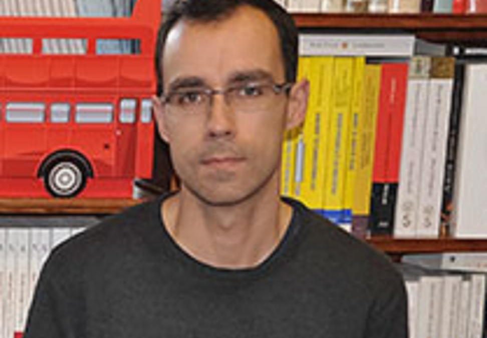 Ganador 64 Premio de Novela “Ateneo-Ciudad de Valladolid”